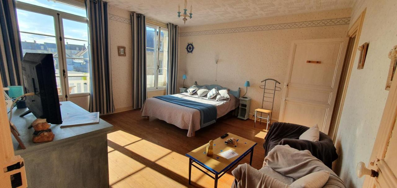 Bed and Breakfast Joyeux Reveil Courseulles-sur-Mer Esterno foto